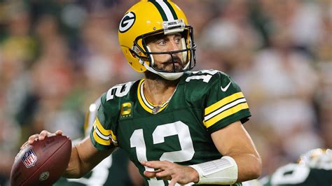 Aaron Rodgers Will Undertake Four Day ‘darkness Retreat To Consider