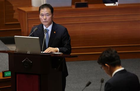 영상 “국민이 주권 행사하면 무정부”국무위원의 전체주의 사고