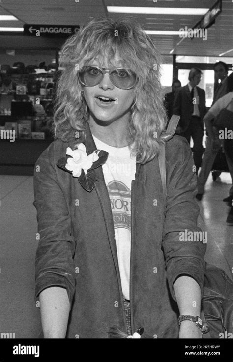 Goldie Hawn At Los Angeles Airport In February 1982 Credit Ralph