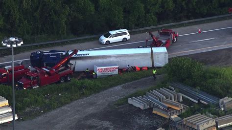 Tractor Trailer Crash Creates Slowdowns On I 79 In Washington County