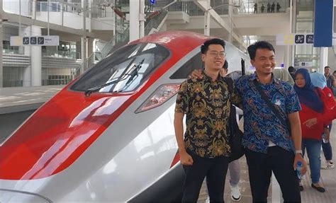 Kereta Cepat Whoosh Berbayar Mulai Besok Ini Jadwal Dan Rute KA Feeder