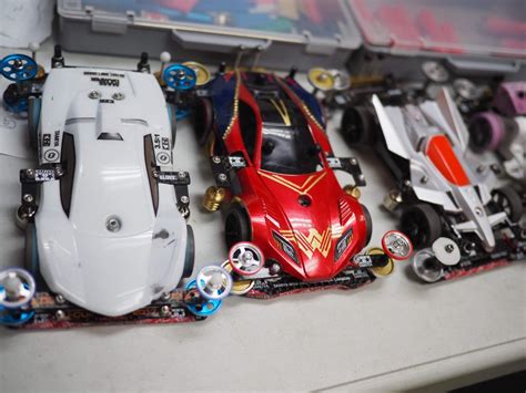 Step Inside NYCs Competitive Slotcar Racing Scene Ars Technica