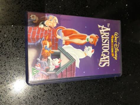 WALT DISNEY CLASSICS The Aristocats VHS 2000 Good Quality 0 99