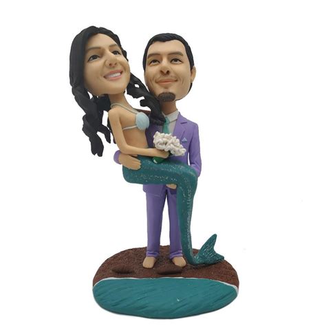 Embrace Couple Custom Bobblehead Mydedor Bobblehead And Custom Ts Shop