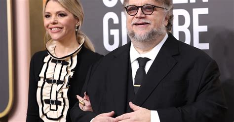 Quién Es La Actual Esposa De Guillermo Del Toro Ganador Del Globo De Oro Por Pinocho Infobae