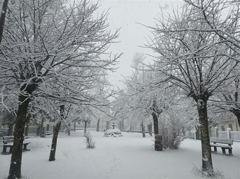 Maltempo Prima Neve Dellanno In Molise Oltre Cm A Capracotta E