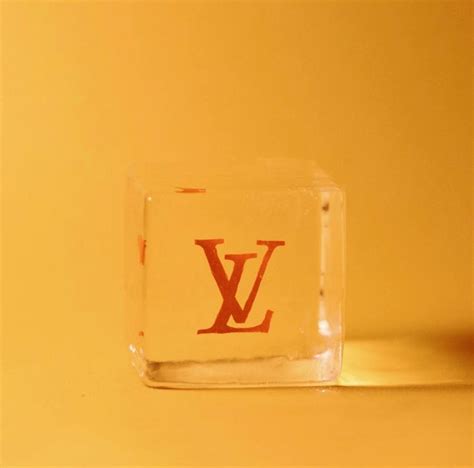 Louis Vuitton Glass Block