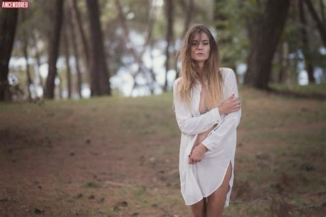 Naked Adelle Unicorn Added 09 08 2019 By Covfefe