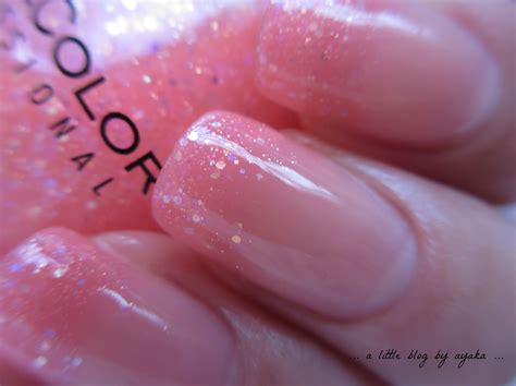 a little blog by ayaka ...: pink glitter ombre ♥