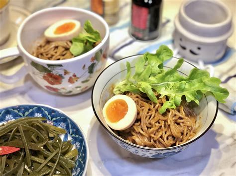 宅配美食 日日好食穀麥減醣麵 蒜香炸醬 花椒胡麻 經典椒麻 三種口味我都愛 克萊兒萱