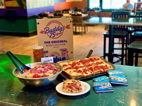 Buddy's Pizza Fundraiser – A Pizza-Lover’s Guide - GroupRaise