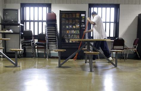 Marion Prison Ready To Go Private On Saturday