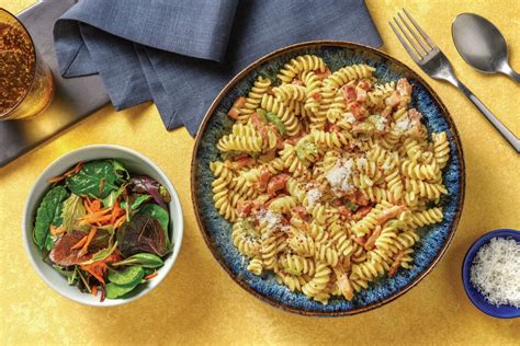 Quick Bacon Creamy Pesto Fusilli Recipe Hellofresh