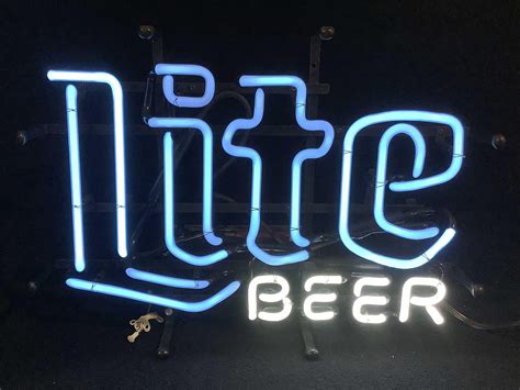 Lot Vintage Miller Lite Beer Neon Bar Sign