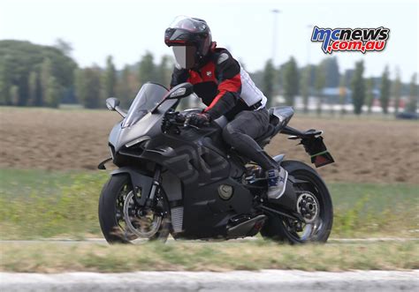 Spy Shots New Ducati Panigale V R Mcnews