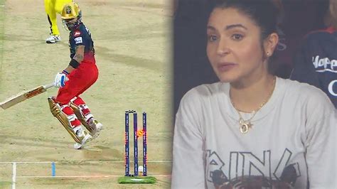 Anushka Sharma Couldn T Control Her Tears When Virat Kohli Bowled Out