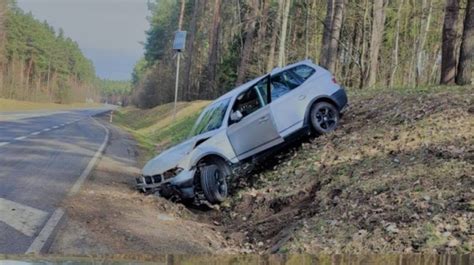 Wypadek na drodze K 50 Jedna osoba trafiła do szpitala Ostrów