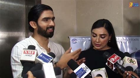 Amaal Mallik And Manpreet Kaur Kaile During The Exclusive Preview Of