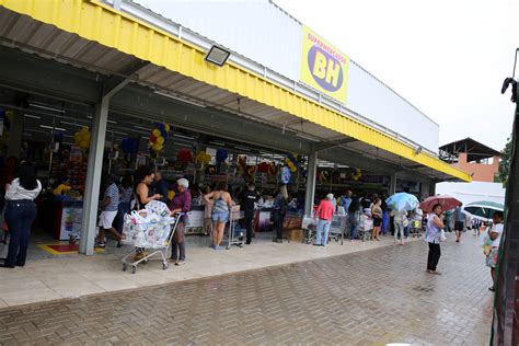 Waldir Rocha Pena inaugura novo Supermercados BH em Sabará Arena