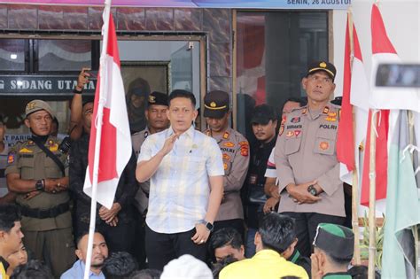 Didemo Hari Pertama Kerja Wakil Ketua Dprk Aceh Barat Seperti Di Ospek