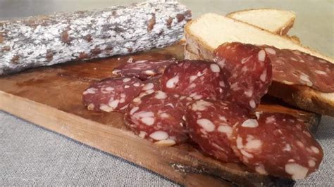 Domače Suhe Salame