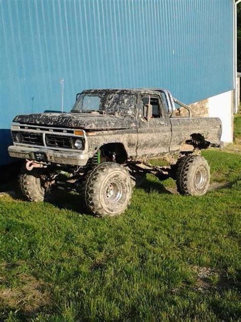 Big Jacked Up Trucks Mudding Jacked Up Trucks Ford Trucks Classic