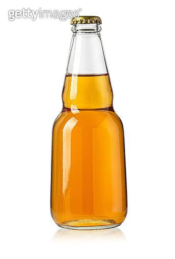 Yellow Glass Beer Bottle 이미지 1412211169 게티이미지뱅크