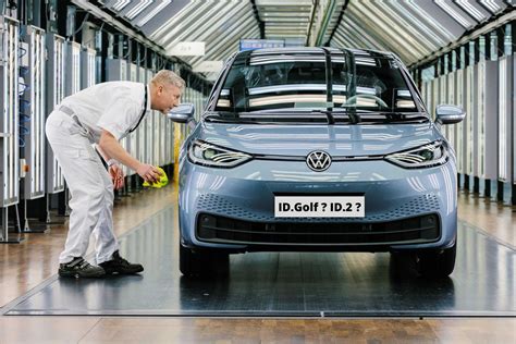 ID 2 ou Golf Volkswagen n a pas tranché pour sa future électrique