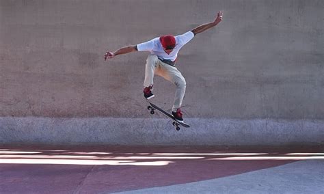 How to Ollie on a Skateboard: Step by Step Guide