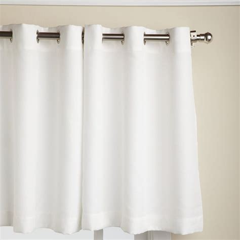 Basement Window Curtains Ideas for Better and Stylish View