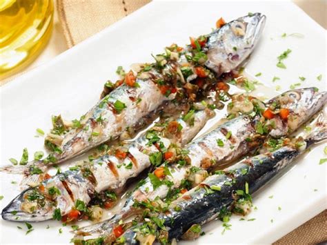 Grilled Mackerel Recipe | EatSmarter