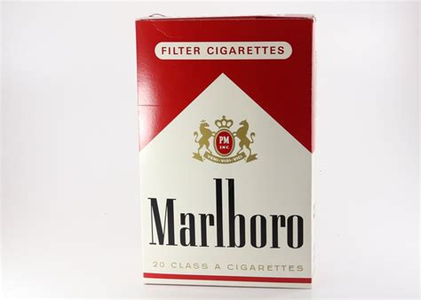 1990 Marlboro Giant Cigarette Carton Promo 19 Inches Tall By