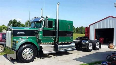 Pin By Mary Ellen Risser On Dave S Trucks Big Rig Trucks Big Trucks