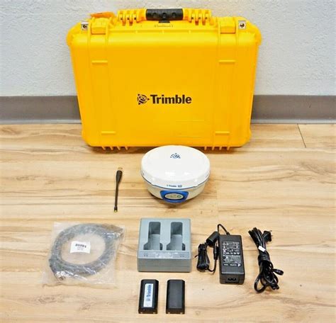 Trimble R Model Gnss Gps L L L C Rtk Mhz Rover R Dh