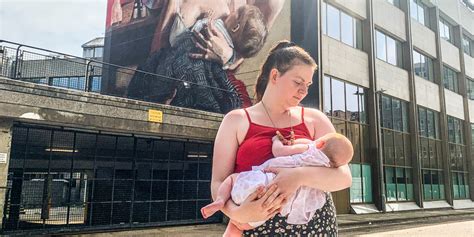 A Guide To Breastfeeding In Public With Confidence Boobingit