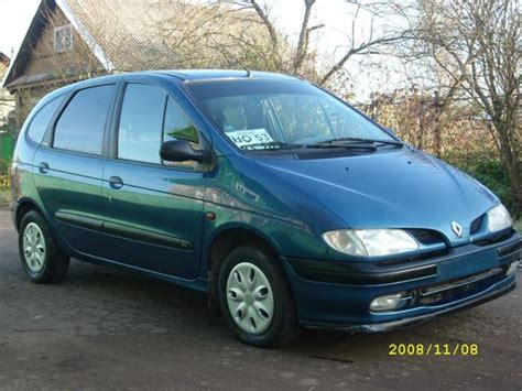 Renault Scenic Pictures