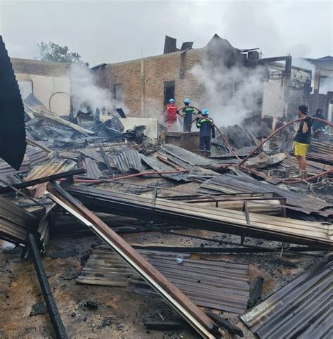 Puluhan Rumah Di Pomalaa Ludes Dilalap Sijago Merah Edisi Indonesia