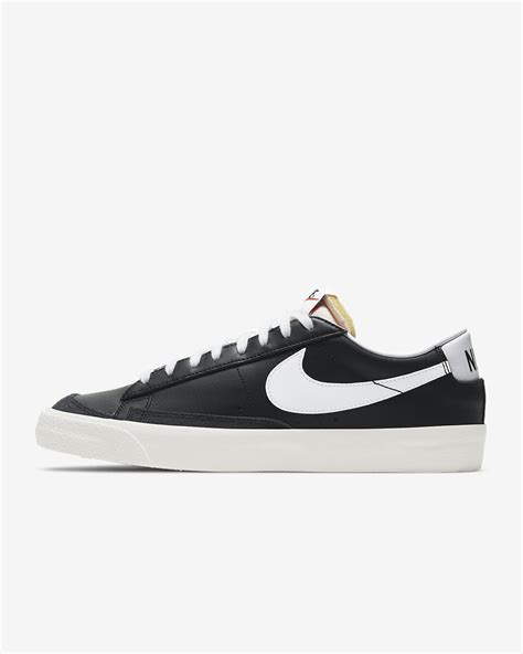 Nike Blazer Low 77 Vintage Mens Shoes