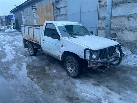 Купить б у Nissan Datsun D21 2 3d Mt 75 л с дизель механика в Новосибирске белый Ниссан