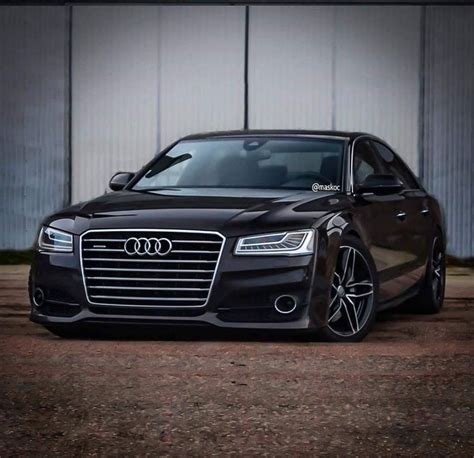 Audi S8 Droomgarage