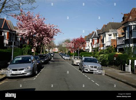 Dewsbury Road Dollis Hill London Uk Stock Photo Alamy