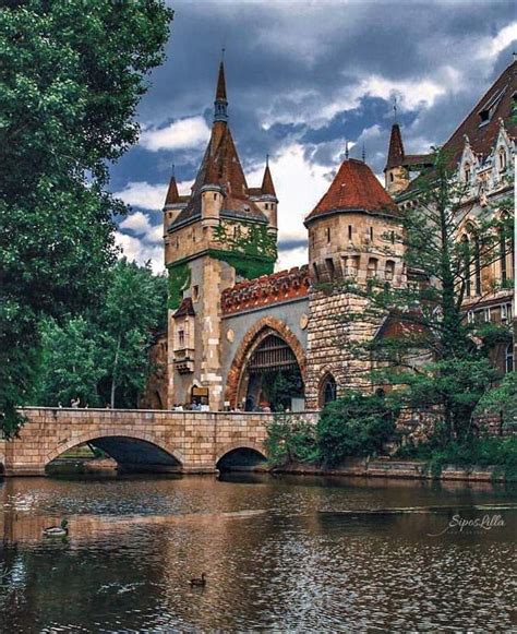 Solve Budapest Vajdahunyad Castle Hungary Jigsaw Puzzle Online With