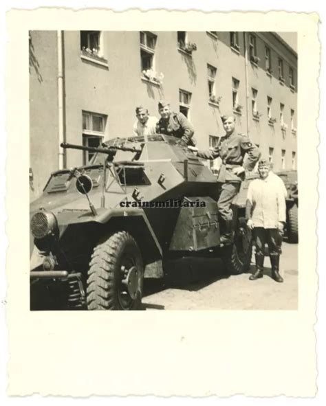 Orig Foto Rad Panzersp Hwagen Sdkfz In Kaserne Sondershausen