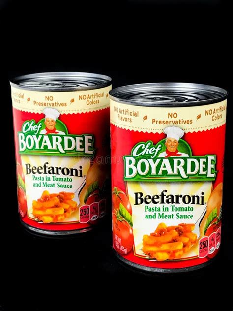 Chef Boyardee Pasta On A Retail Store Shelf Pasta Wheels Editorial