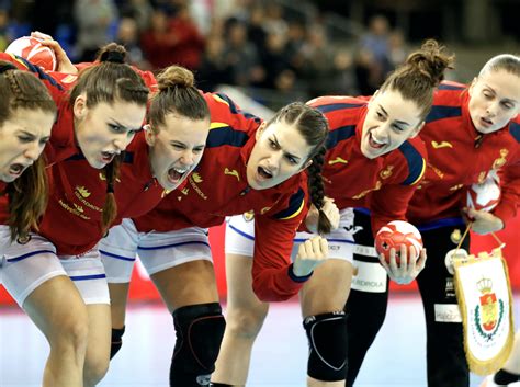 La selección de balonmano se proclama subcampeona del mundo en Japón