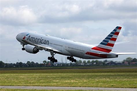 American Airlines Plane Taking Off From Runway Airport Editorial Photo Image Of Aeroplanes