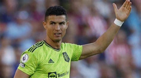 Cristiano Ronaldo Signs For Al Nassr Reports Football News The