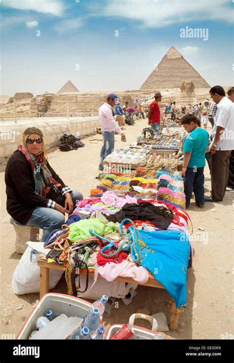 Market Cairo Egypt Souvenirs High Resolution Stock Photography and Images - Alamy