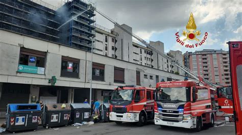 Incendio In Una Palazzina A Roma Perde La Vita Un Uomo Originario Di