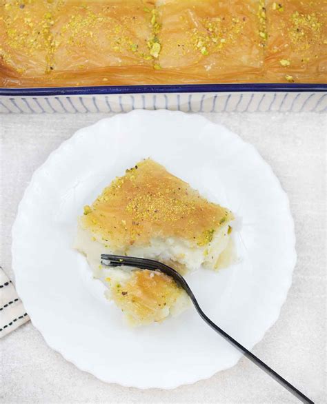 Galaktoboureko - Greek Custard Pie - Recipe Tale